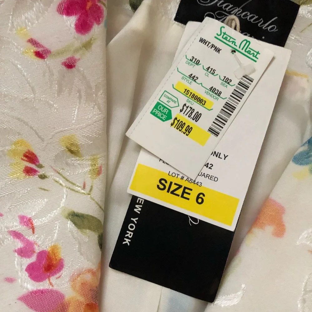 Vintage Floral Blazer - Picture 4 of 5